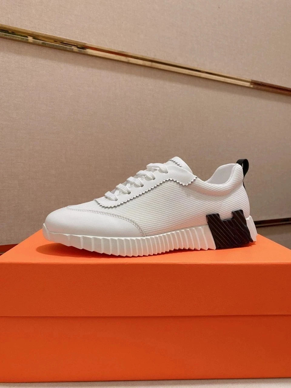 Men's Leather Low-Top Trainers – Breathable Casual Sneakers