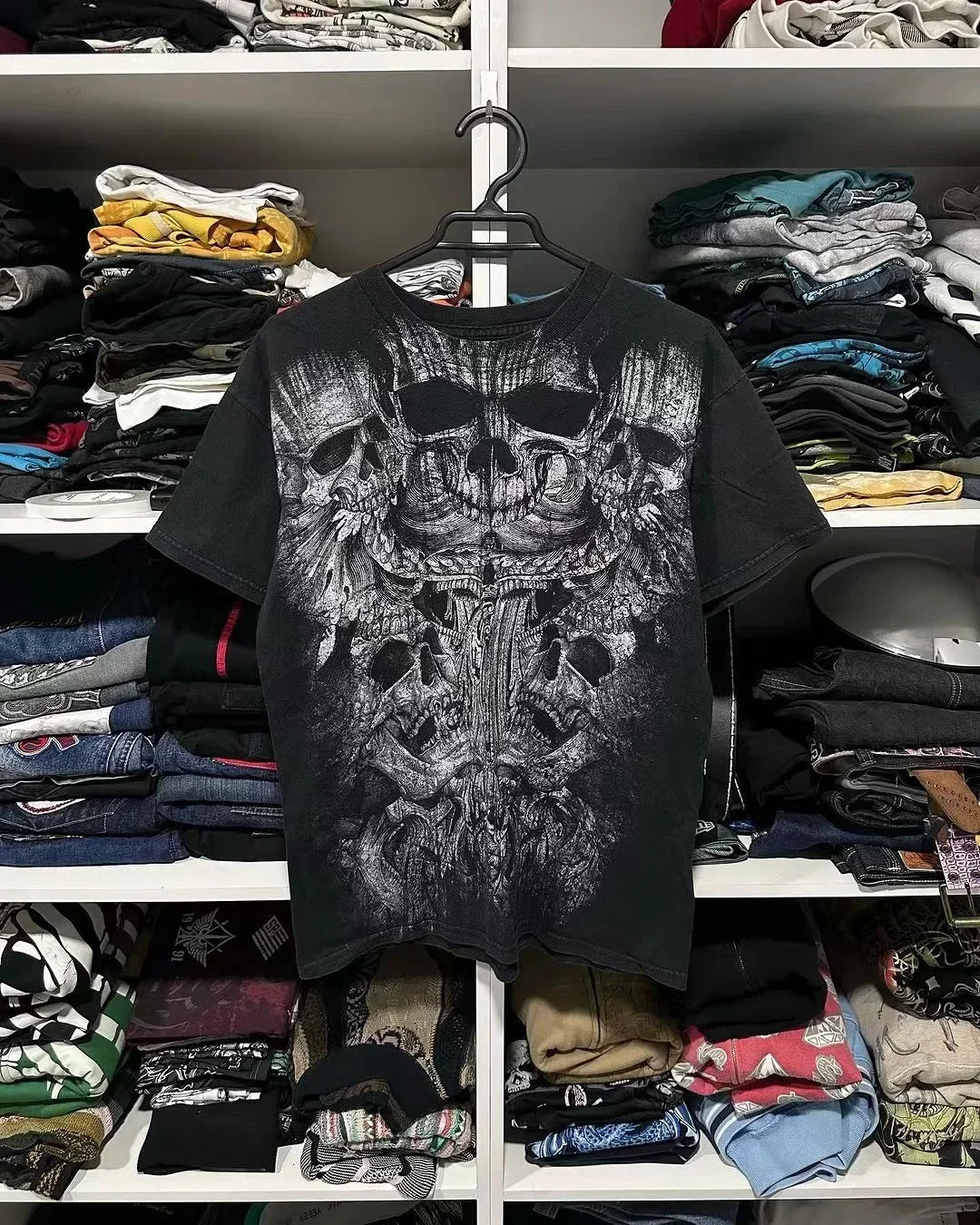 Men's Retro Graphic T-Shirt – Vintage Streetwear Tee
