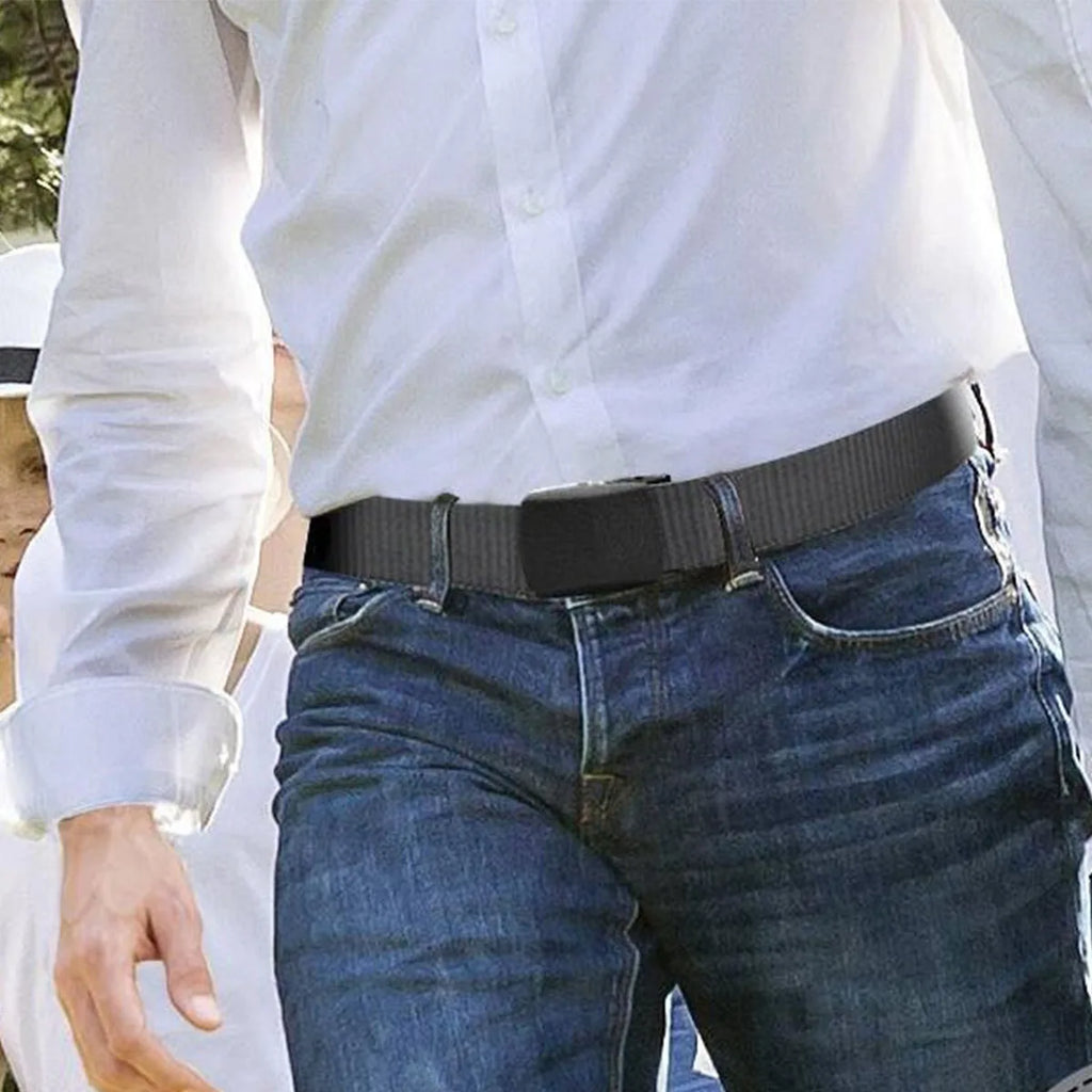 Men's Nylon Canvas Belt – Lightweight Non-Metal Buckle