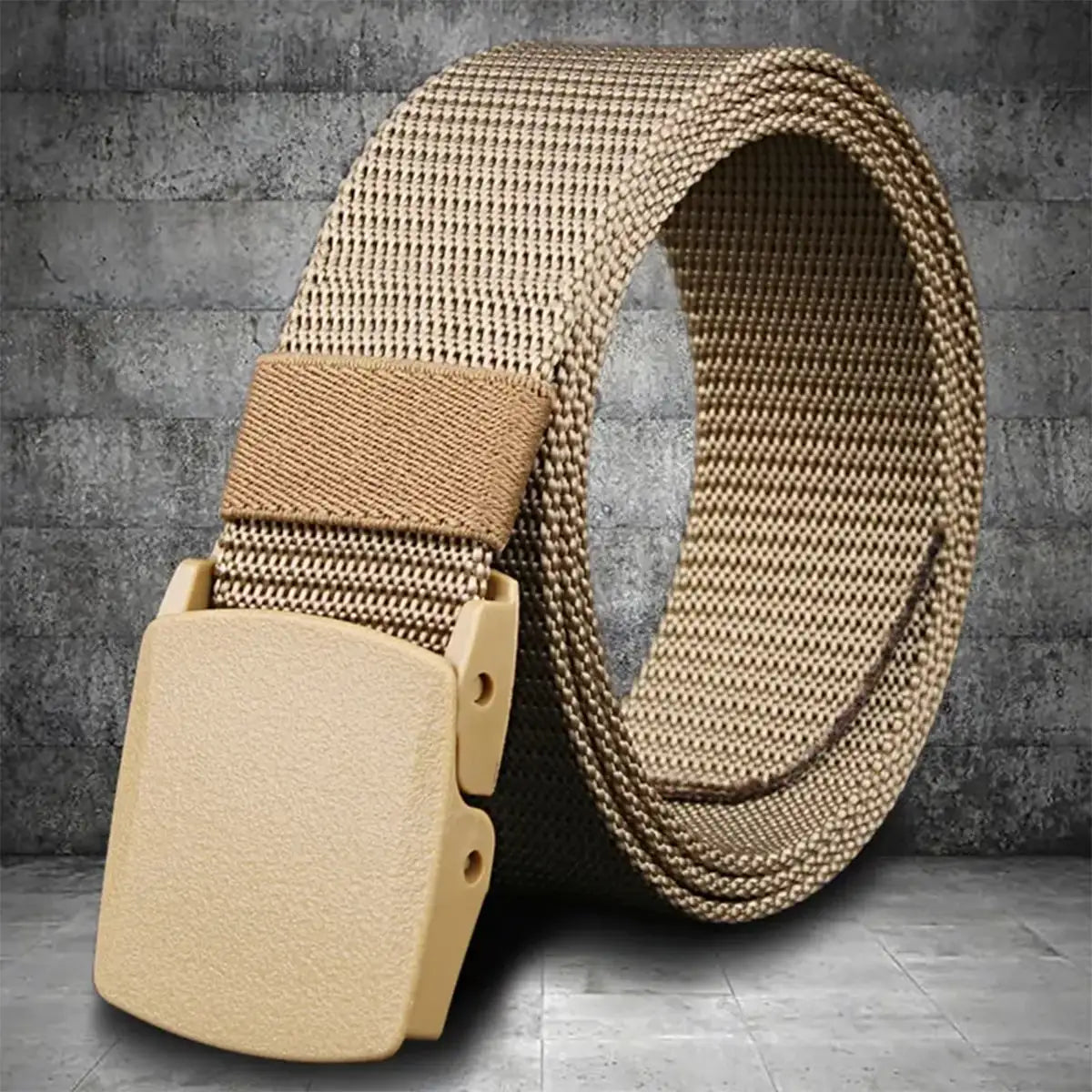 Men's Nylon Canvas Belt – Lightweight Non-Metal Buckle